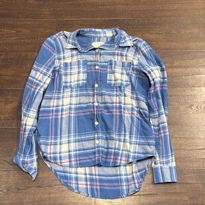 Universal Threads long sleeve plaid button down shirt
Size XS